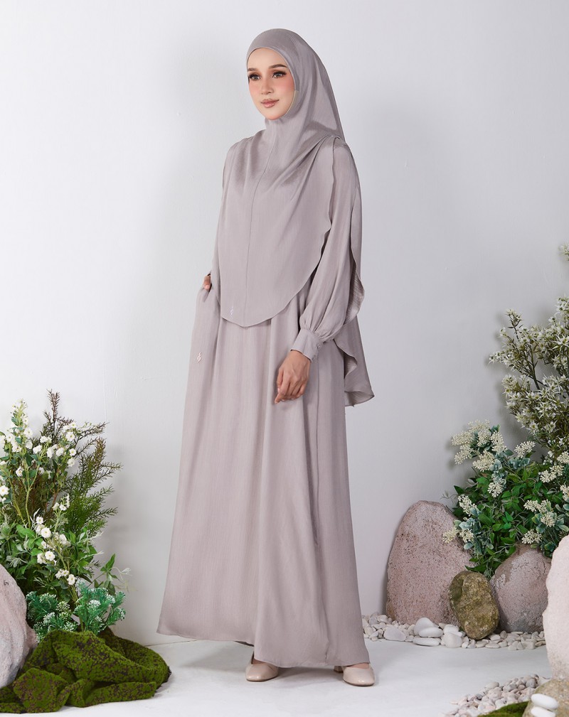 HASNAA JUBAH