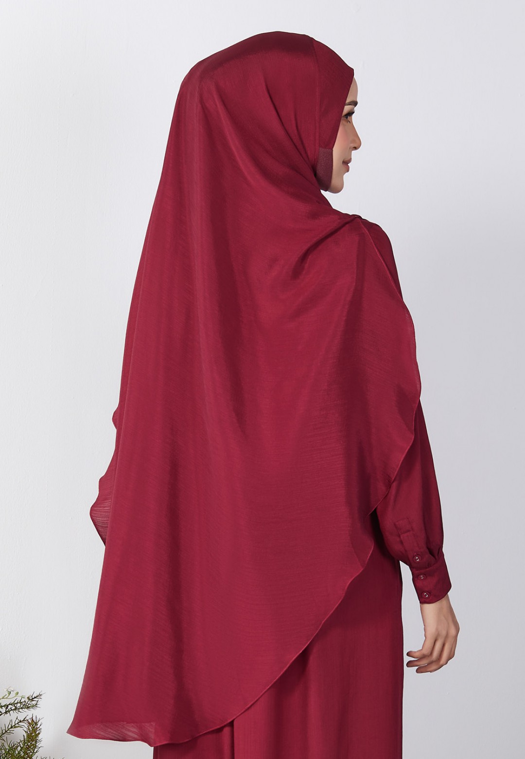 KHIMAR HASNAA